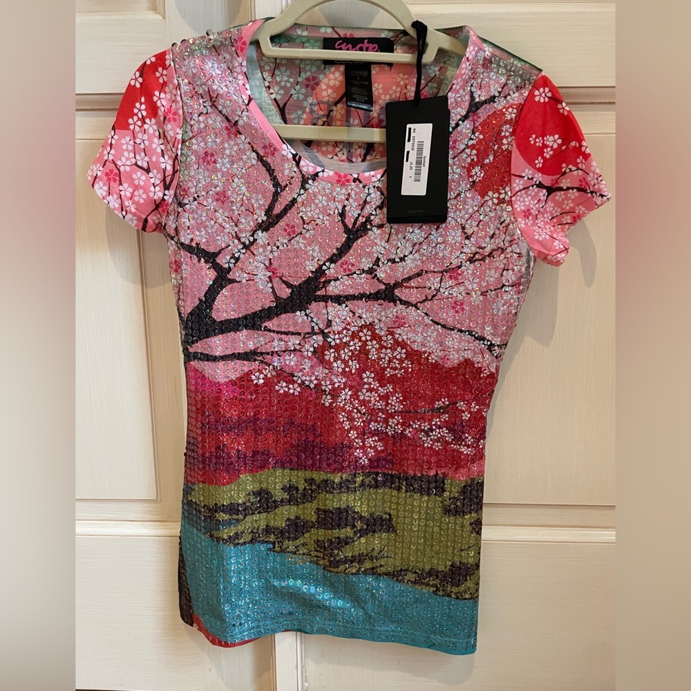 Custo Barcelona Landscape Multicolor Sequin T-shirt size 1. Custoline